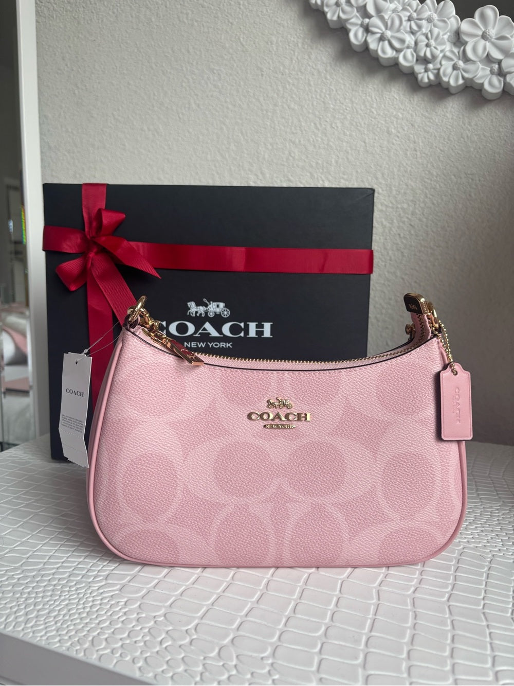 Coach Teri Shoulder Bag — Powder Pink