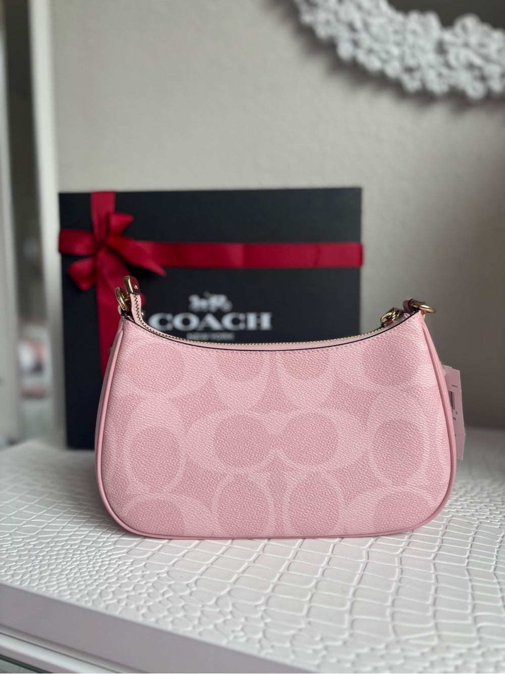Coach Teri Shoulder Bag — Powder Pink
